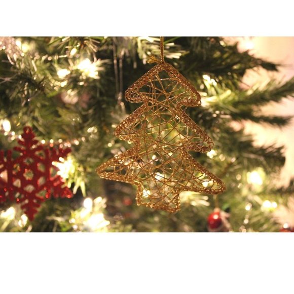 NEW - Hallmark 16 Piece Gold Wire-Wrapped Christmas Ornaments - Picture 2 of 6